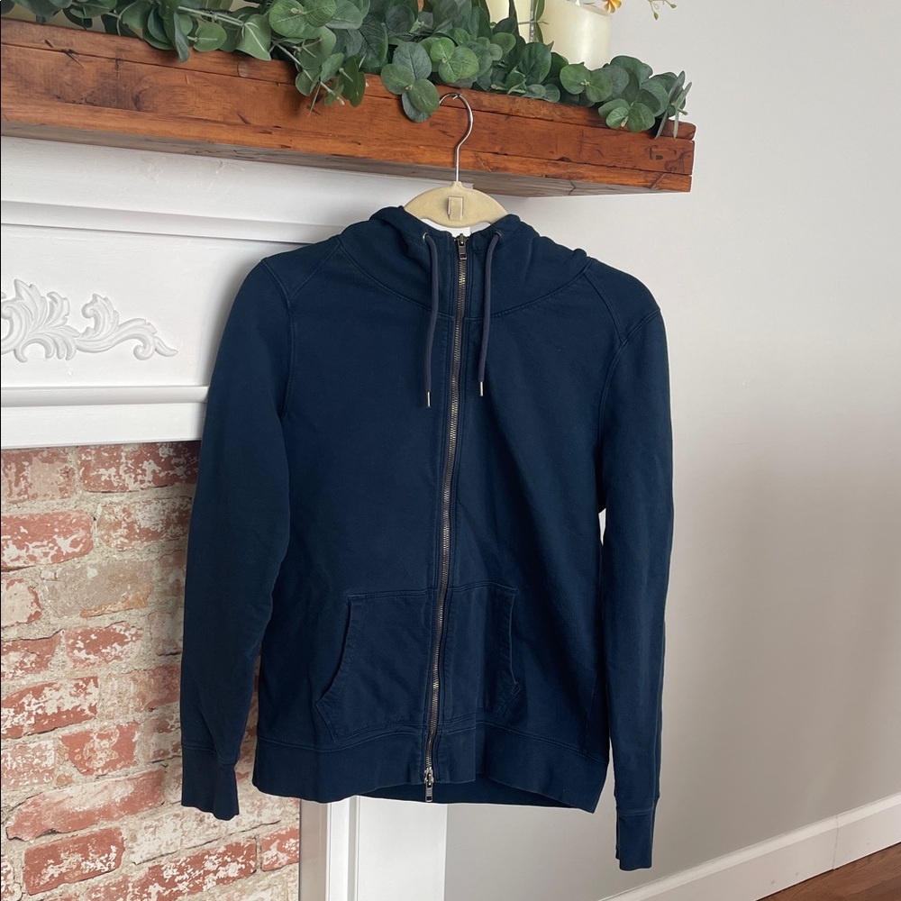 Vintage GAP Dark Blue Zip Up Hoodie. Size Medium
